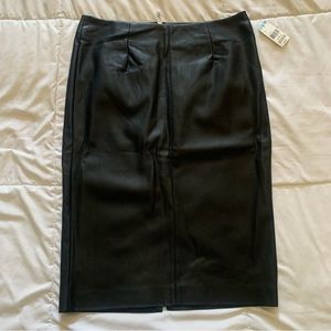 Metaphor black pencil skirt
